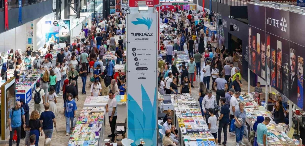 Bu yıl 16'ncısı düzenlenecek Uluslararası Kocaeli Kitap Fuarı, 3-11 Ekim tarihleri arasında kitapseverleri ağırlayacak.