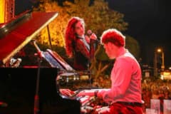 20. Uluslararası Alanya Caz Festivali kapsamında sahnede Burçin Büke Quartet ve Buika performans sergiliyor