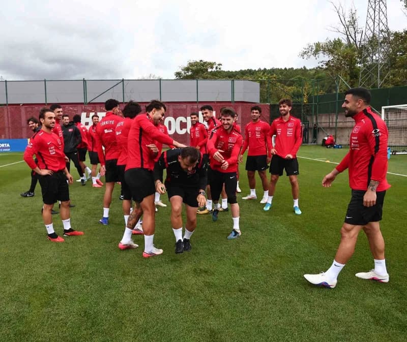 UEFA Uluslar a Ligi 1. Grup'taki ilk maçında 25 Eylül Cuma günü Kocaeli'de Fransa ile karşılaşacak a Milli Futbol Takımı