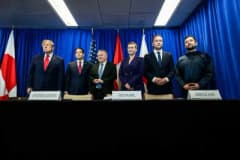 ABD, Danimarka ve Grönland liderleri BM Genel Kurulu sırasında güvenlik anlaşması imzalarken