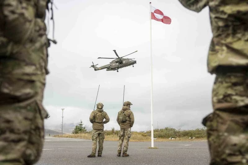 ABD’nin Grönland’da kurmayı planladığı iki yeni askeri üs bölgesinin haritası
