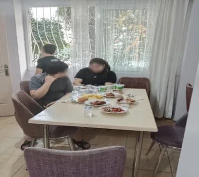 Adana'da sağlıksız koşullarda yaşayan anne ve üç çocuğun yaşadığı evin temizlenip tadilat sonrası görünümü