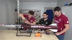 Adanalı gençlerin TEKNOFEST 2026 Roket Yarışması’nda kullandığı roketler ve takım üyeleri