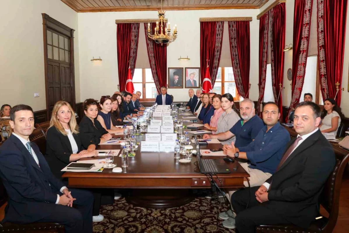 Adana Lezzet Festivali kapsamında şehrin gastronomi ve ekonomik potansiyelini yansıtan etkinlik alanı