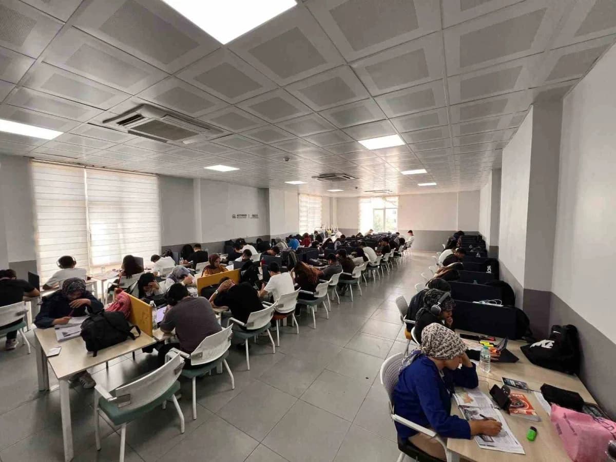 Adıyaman Belediyesi Kültür ve Eğitim Merkezi’nde (AKEM) 2026-2027 Eğitim dönemi Yükseköğretim Kurumları Sınavı (YKS) haz