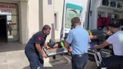 Adıyaman Besni ilçesinde hafriyat kamyonu ile otomobilin çarpıştığı trafik kazası sonrası olay yeri