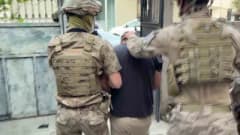 Adıyaman’da DEAŞ terör örgütüne yönelik operasyonda gözaltına alınan şüphelilerin adreslerine düzenlenen operasyon
