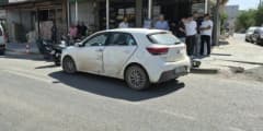 Adıyaman Karapınar Mahallesi’nde motosiklet ve otomobilin çarpıştığı trafik kazası sonrası olay yeri