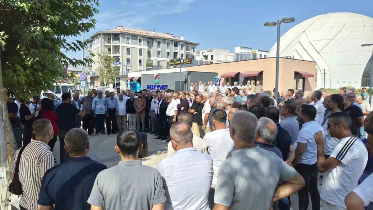 Adıyaman’da toplu taşıma ve okul servisi şoförleri, artan akaryakıt maliyetleri, trafik denetimleri ve servis araçlarını