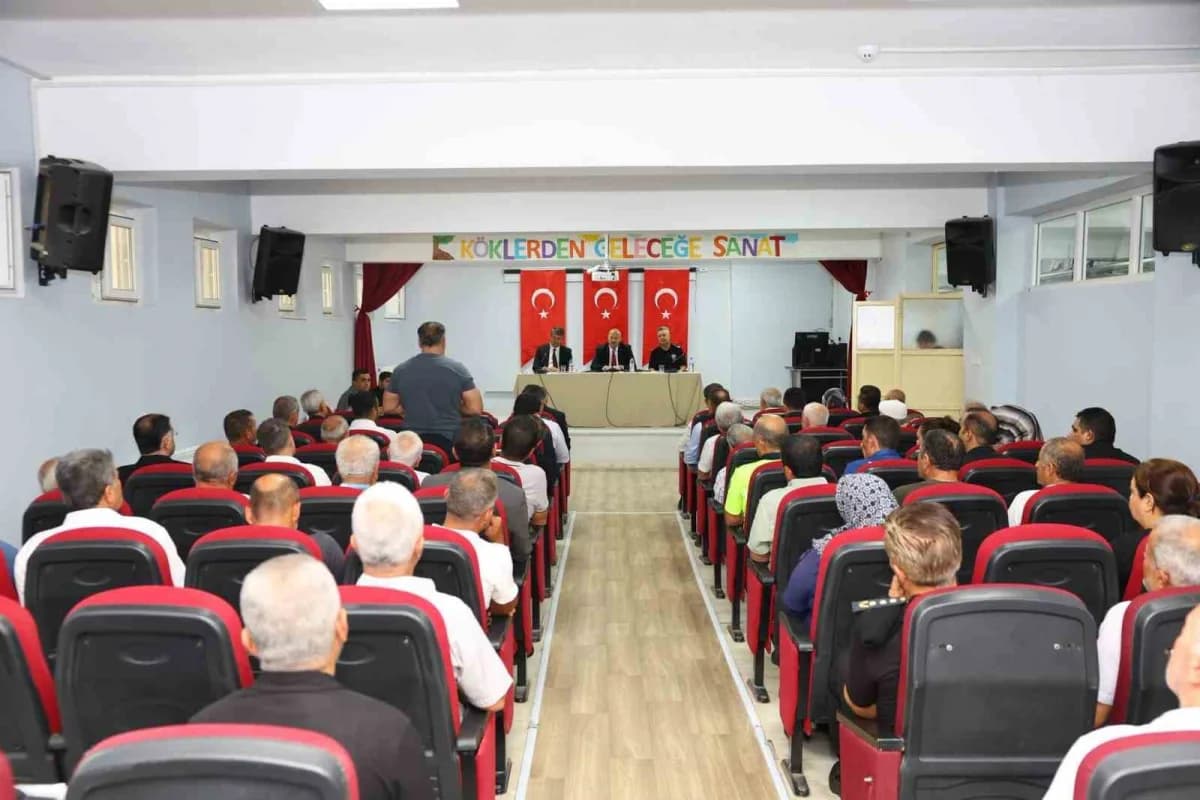 Adıyaman Valiliği koordinesinde, vatandaşların talep ve beklentilerini doğrudan dinlemek, mahallelerin öncelikli ihtiyaç