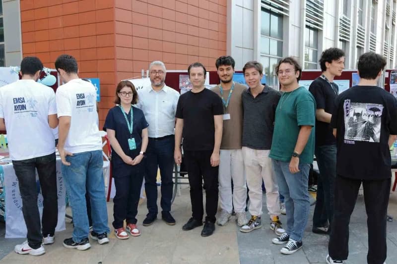Aydın Adnan Menderes Üniversitesi Tıp Fakültesinde faaliyet gösteren öğrenci grupları, öğrencilerin akademik ve mesleki