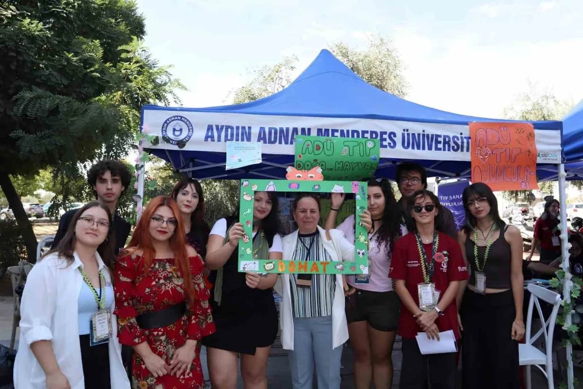 Aydın Adnan Menderes Üniversitesi Tıp Fakültesinde faaliyet gösteren öğrenci grupları, öğrencilerin akademik ve mesleki