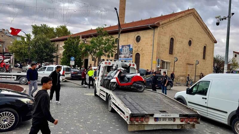 Afyonkarahisar’ın Bolvadin ilçesinde, halkın huzur ve güvenliğini sağlamak amacıyla geniş kapsamlı "Huzur ve Güven Uygul