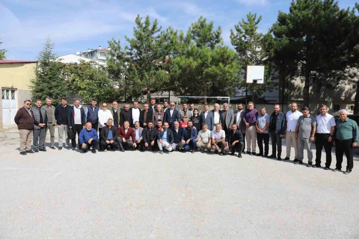 Adana İl Müftülüğü görevine atanan Afyonkarahisar İl Müftüsü Lütfü İmamoğlu için müftülük personeli tarafından vefa ve v