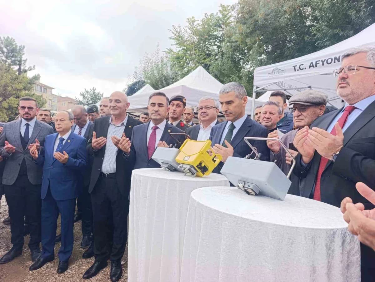 Afyonkarahisar Devlet Hastanesi bünyesinde hizmet verecek İsmail Kumartaşlı Semt Polikliniği’nin temeli, hayırsever Kuma