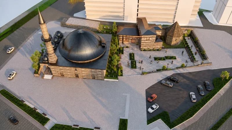 Ahilik teşkilatının Erzurum'daki kurucusu olarak bilinen Ahi Toman Baba'nın Kümbeti, yürütülen çalışmalarla yeniden gün