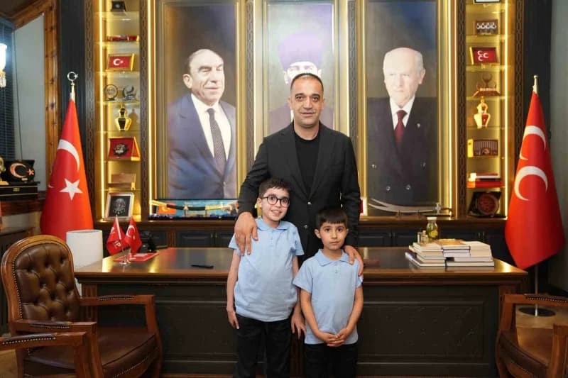 Erzurum’da DMD kas hastası Ahmet Sami Yıldırım’ın yurt dışındaki tedavisi için başlatılan ve 11 aydır süren valilik onay