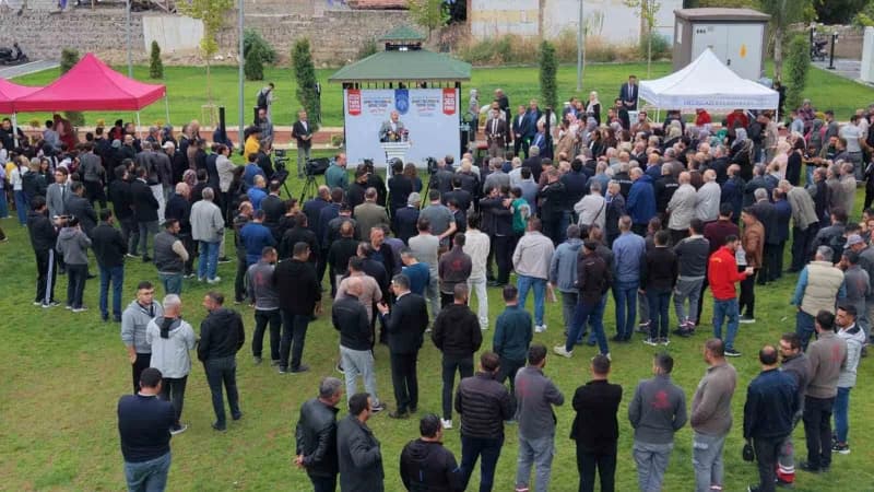 Melikgazi Belediyesi'nin Yıldırım Beyazıt Mahallesi'nde 12 bin metrekarelik büyük bir alanda hayata geçirdiği içerisinde