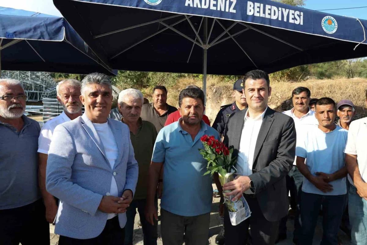Akdeniz Kaymakamı ve Belediye Başkan Vekili Murat Beşikci, mahalle ziyaretleri kapsamında Özgürlük, Hebilli, Esenli, Iğd