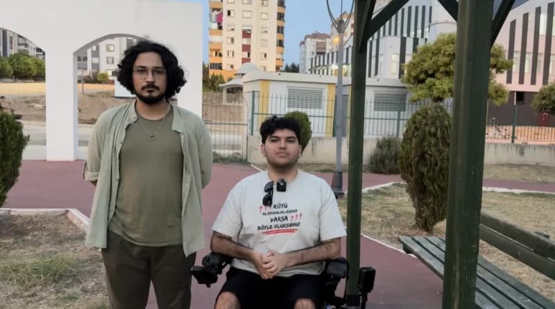 24 yaşındaki Furkan Ulusoy (Sağda), 22 yaşındaki Yusuf Denizli (Solda)