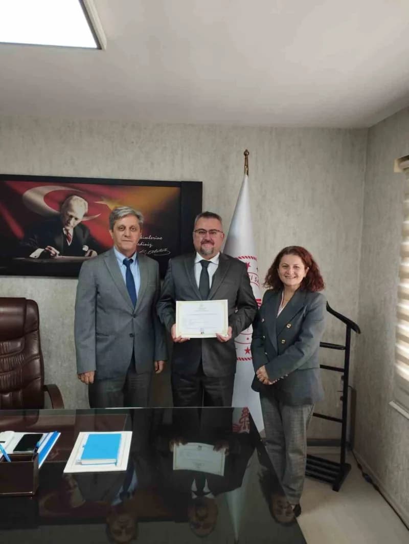 Alaplı Devlet Hastanesi yeni hizmet binası ve sağlık çalışanları