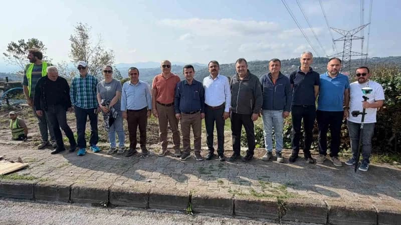 Zonguldak Alaplı İçme Suyu Projesi saha incelemesi yapan DSİ Bölge Müdürü ve ekip