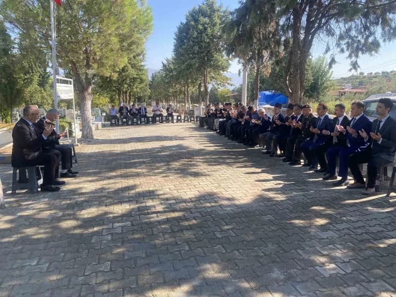 Manisa'nın Alaşehir ilçesinde 19 Eylül Gaziler Günü düzenlenen törenle Kutlandı.