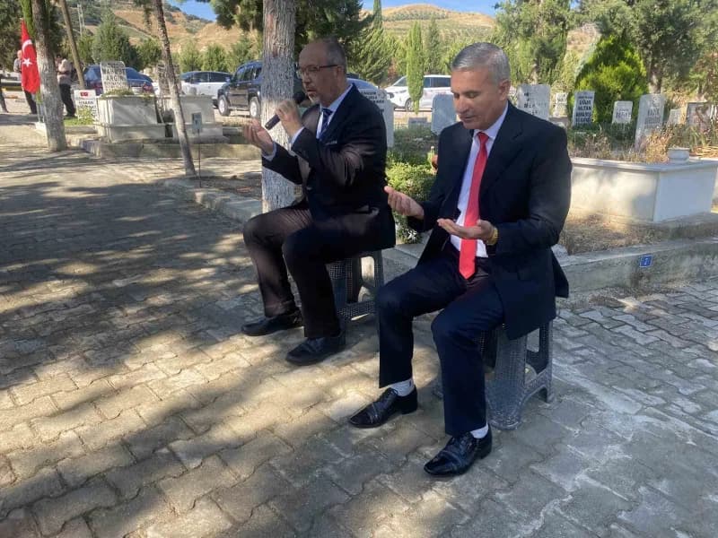 Manisa'nın Alaşehir ilçesinde 19 Eylül Gaziler Günü düzenlenen törenle Kutlandı.