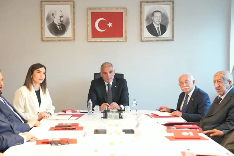 Alevi-bektaşi Danışma Kurulu ilk toplantısını Bakan Ersoy başkanlığında gerçekleştirdi