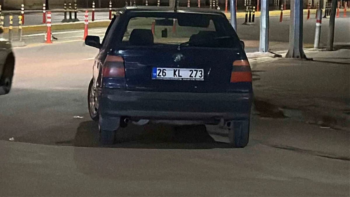 Eskişehir'de polisin gerçekleştirdiği denetimlerde 1.11 promil alkollü olduğu tespit edilen sürücüye toplam 28 bin lira