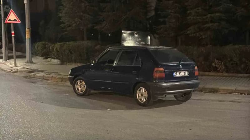 Eskişehir'de polisin gerçekleştirdiği denetimlerde 1.11 promil alkollü olduğu tespit edilen sürücüye toplam 28 bin lira