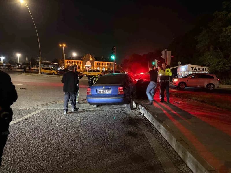Kayseri’nin Kocasinan ilçesinde polis ekipleri tarafından yapılan uygulamada, ‘dur’ ihtarına uymayarak gözden kaybolan s