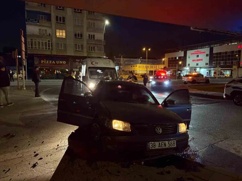 Kayseri’nin Kocasinan ilçesinde polis ekipleri tarafından yapılan uygulamada, ‘dur’ ihtarına uymayarak gözden kaybolan s