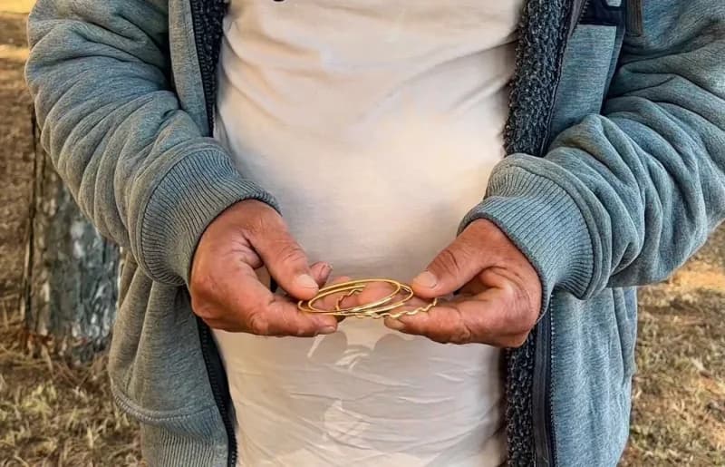 Konya’nın Beyşehir ilçesinde kuzugöbeği mantarı toplamak için çıktığı dağlık ve ormanlık alanda 5 ay önce 3 altın bilezi