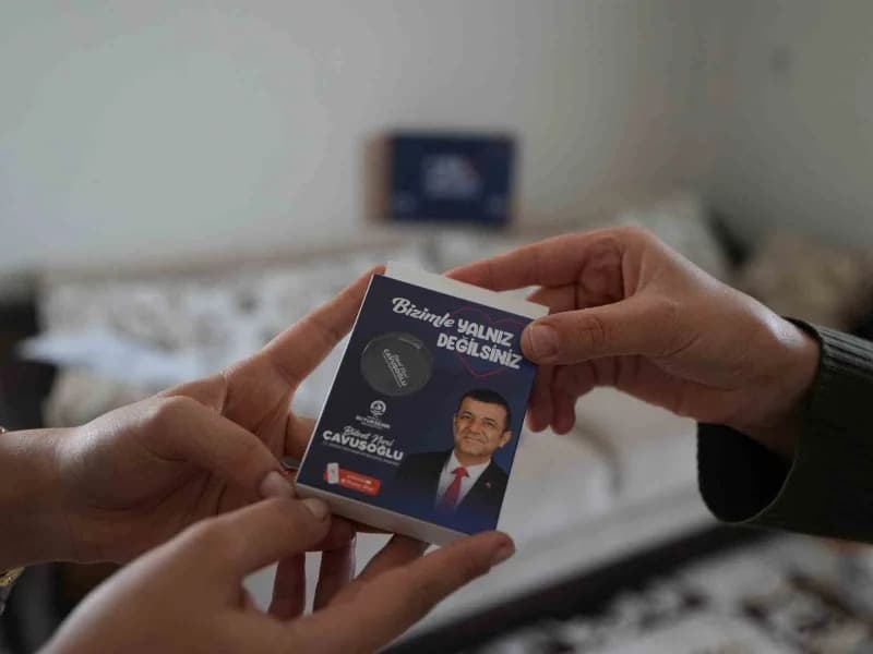 21 Eylül Dünya Alzheimer Günü dolayısıyla "Bizimle Yalnız Değilsiniz" projesini hatırlatan Başkan Çavuşoğlu, Alzheimer,