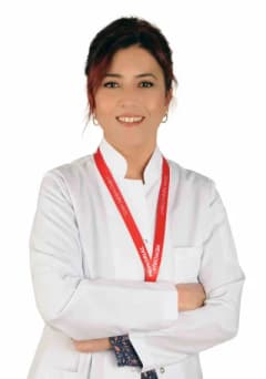Alzheimer hastalığına dikkat çeken nöroloji uzmanı Prof. Dr. Yasemin Biçer Gömceli açıklama yapıyor