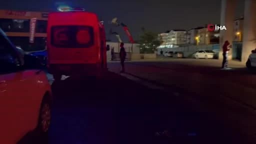 Ankara Sincan Sanayi Köprüsü'nde otomobilin çarptığı engelli genç olay yeri