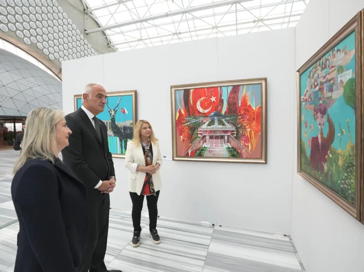 Ersoy, program kapsamında ‘Ankara Resimleniyor', ‘genç Sanat: 7. Afiş Tasarım Yarışması', ‘renklerin Buluşması ve İki Kü