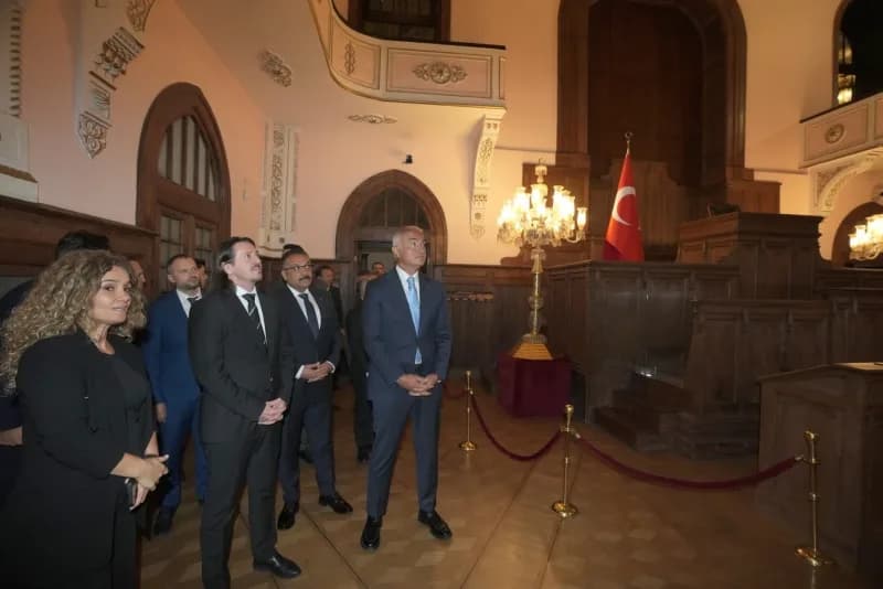Ankara Cumhuriyet Müzesi’nde Türkiye ve Kuzey Makedonya Kültür ve Turizm Bakanlarının görüşmesi