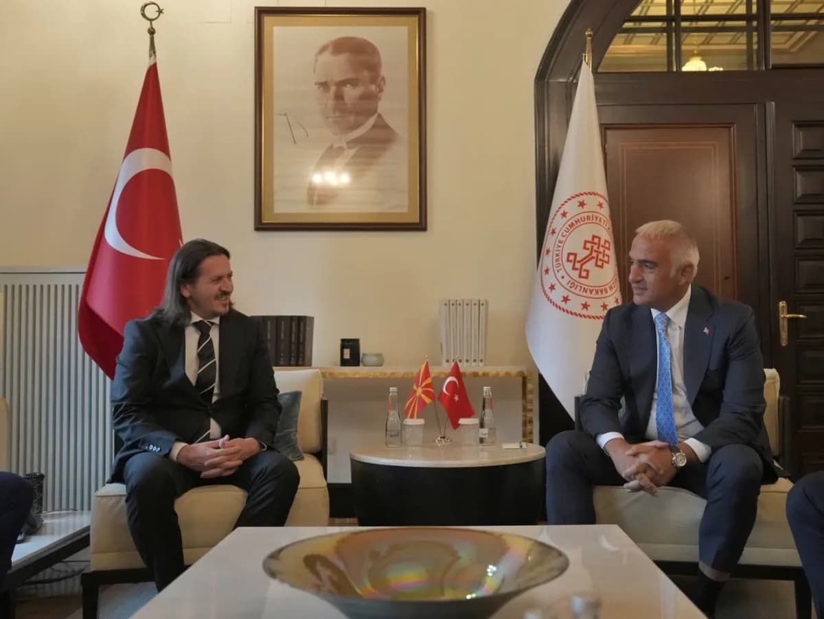Kültür ve Turizm Bakanı Mehmet Nuri Ersoy, Kuzey Makedonya Kültür ve Turizm Bakanı Sedat Süleymani ile Ankara’daki Cumhu