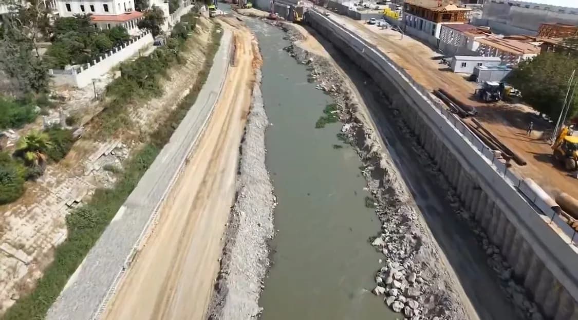 Hatay Valisi Mustafa Masatlı, Asi Nehri Islah Çalışmaları kapsamında yapımı devam eden Ata Köprüsü’nde incelemelerde bul