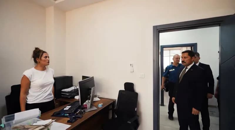 Vali Mustafa Masatlı, yapımı tamamlanan Antakya İlçe Emniyet Müdürlüğü Yeni Hizmet Binası’nda incelemelerde bulundu.