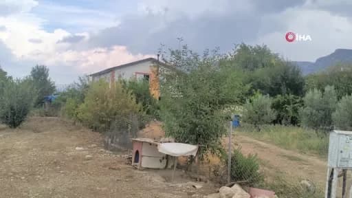 Antalya Korkuteli ilçesinde boşanma aşamasındaki eş, kayınvalidesi ve kayınpederini öldüren cinayet zanlısı adliyeye sev