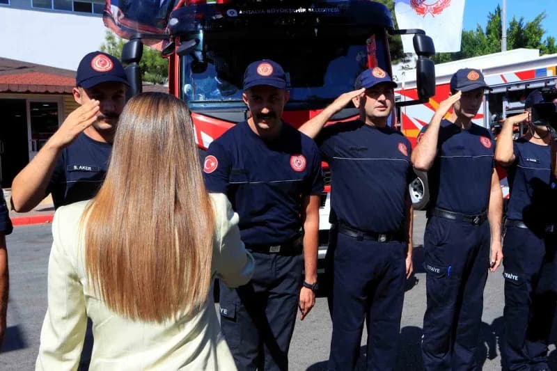 Antalya Büyükşehir Belediyesi İtfaiye Daire Başkanlığı bünyesine dahil edilen 14 milyon euro değerindeki 24 adet aracın