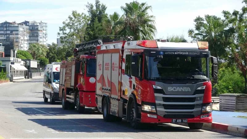 Antalya’da 2 gündür kayıp olarak aranan kadının cansız bedeni yakınları tarafından evden çıkışından itibaren gidiş istik