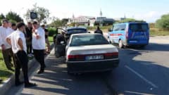 Antalya Manavgat'ta iki otomobilin çarpıştığı trafik kazası sonrası olay yeri