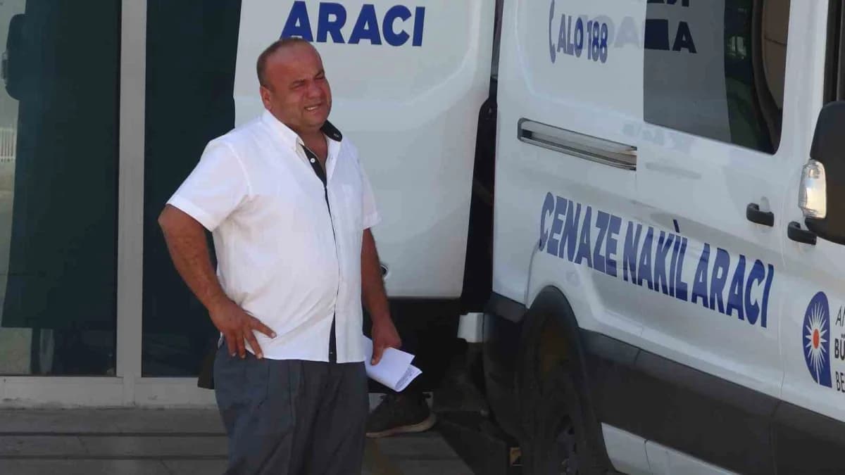 Cenazeyi teslim alan ağabeyi gözyaşlarına hakim olamadı.