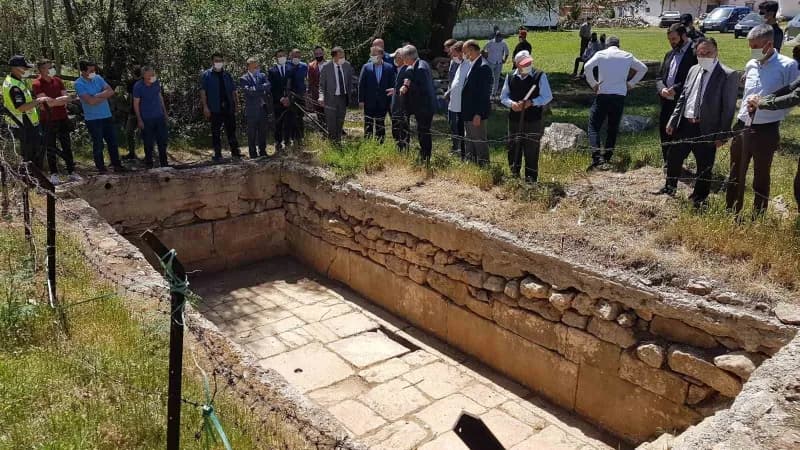 Antik havuz (Arşiv)