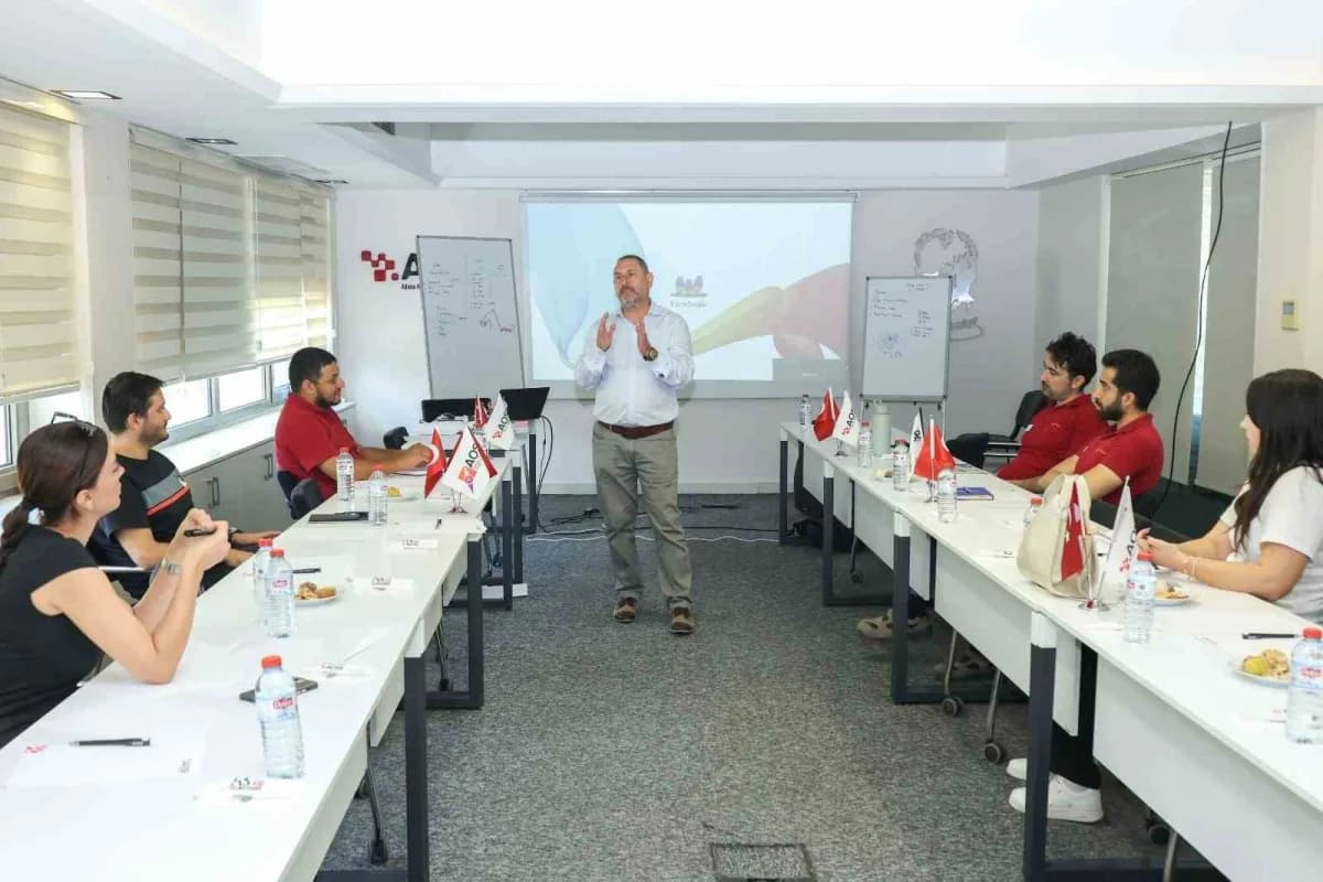 Adana Hacı Sabancı Organize Sanayi Bölgesi’nde AOSB Akademi eğitimlerinden bir görüntü