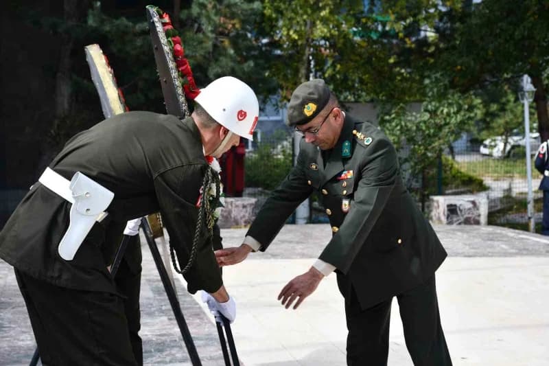 Ardahan'da 19 Eylül Gaziler Günü törenle kutlandı. (Karip cankan - olgun yıldız/Ardahan-iha)